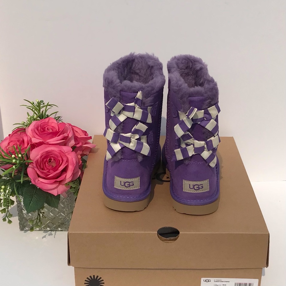 UGG Bailey Bow Striped Boots - Picture 3 of 8